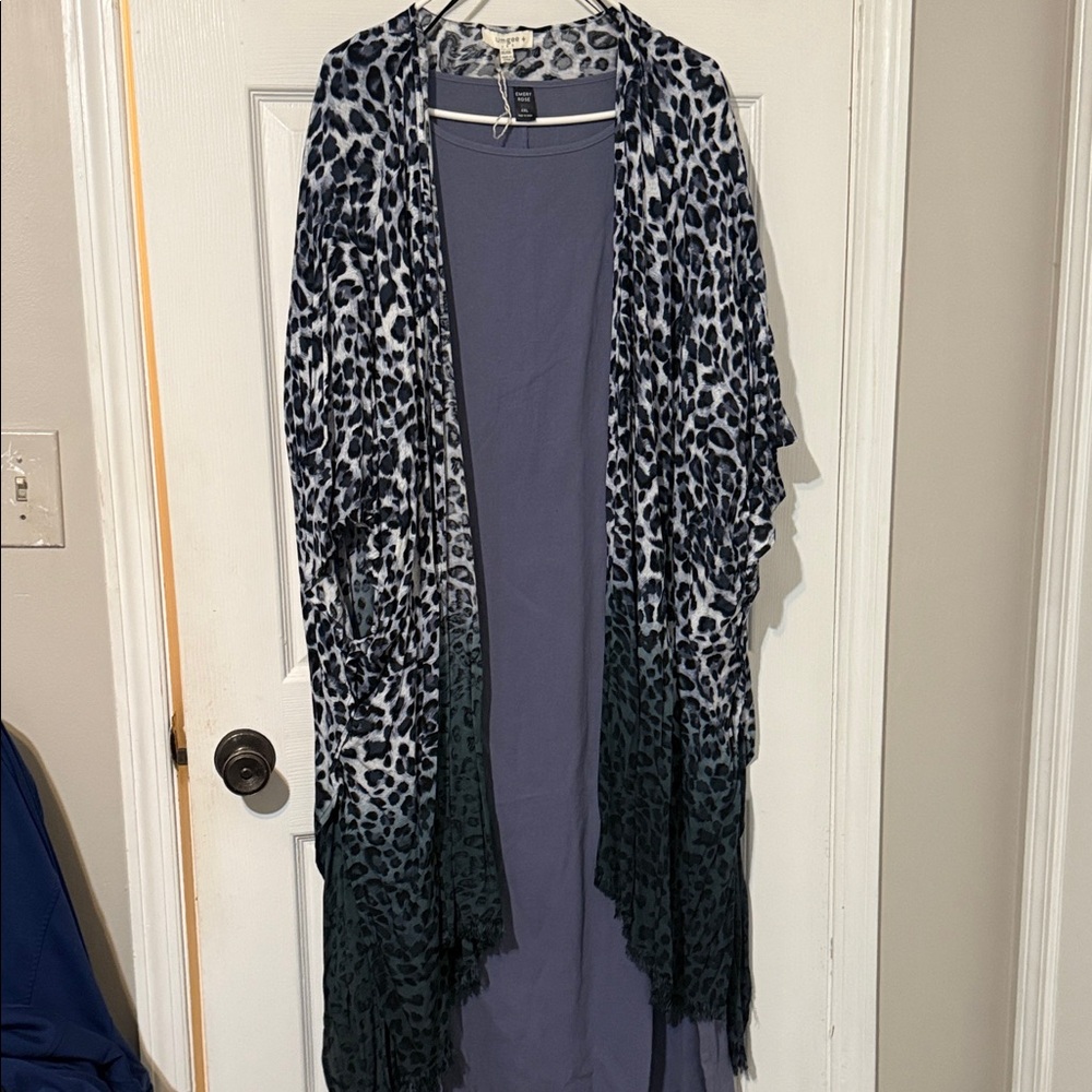 Umgee Black and White Animal Print kimono with Emery rose blue dress.